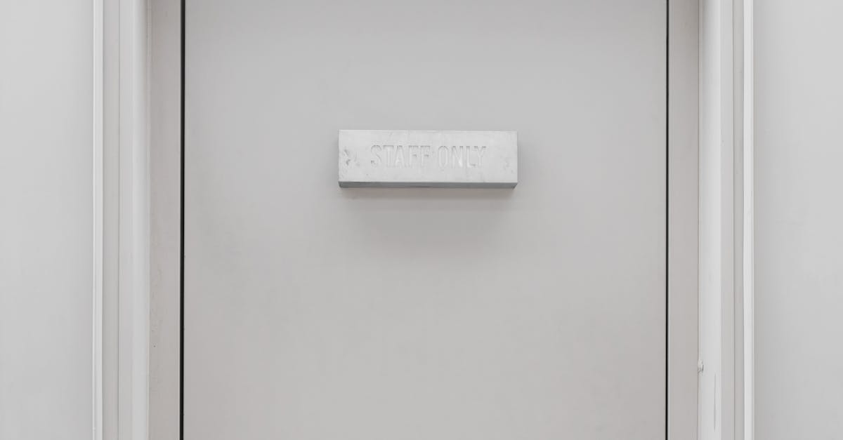 微信实名账号：流量卡的卡槽规格与手机匹配问题